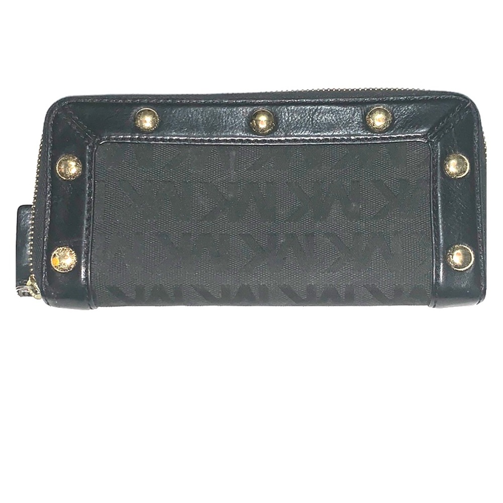 Michael Kors unique and wallet